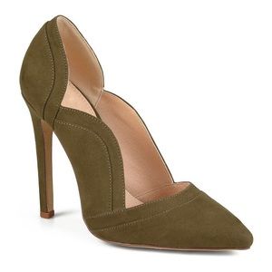 NWOT Journee Collection Heels